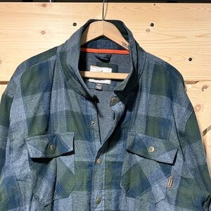 Legendary Whitetails Men's Green and Gray Plaid Jacket